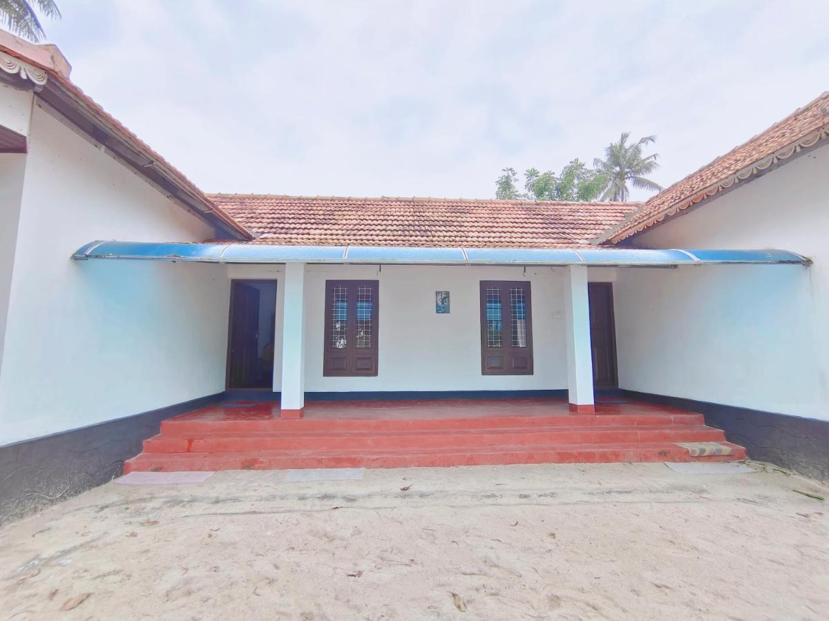 Ammus Marari Beach Villa Alappuzha Bagian luar foto